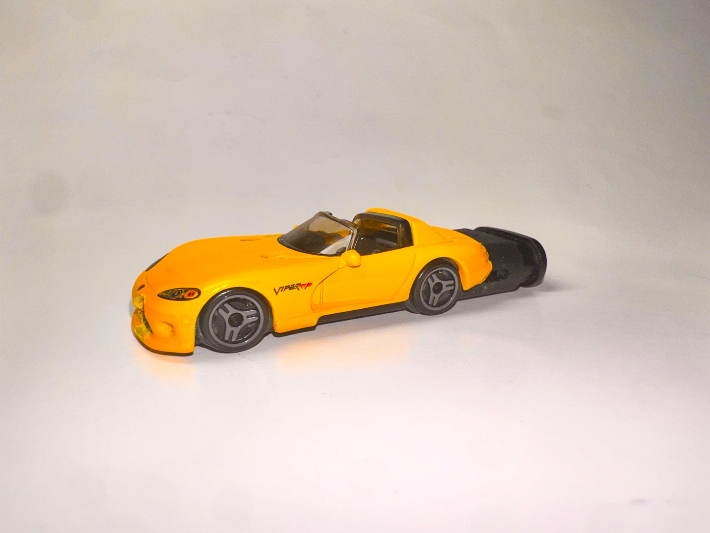 Yellow Convertible Dodge Viper Refillable Lighter