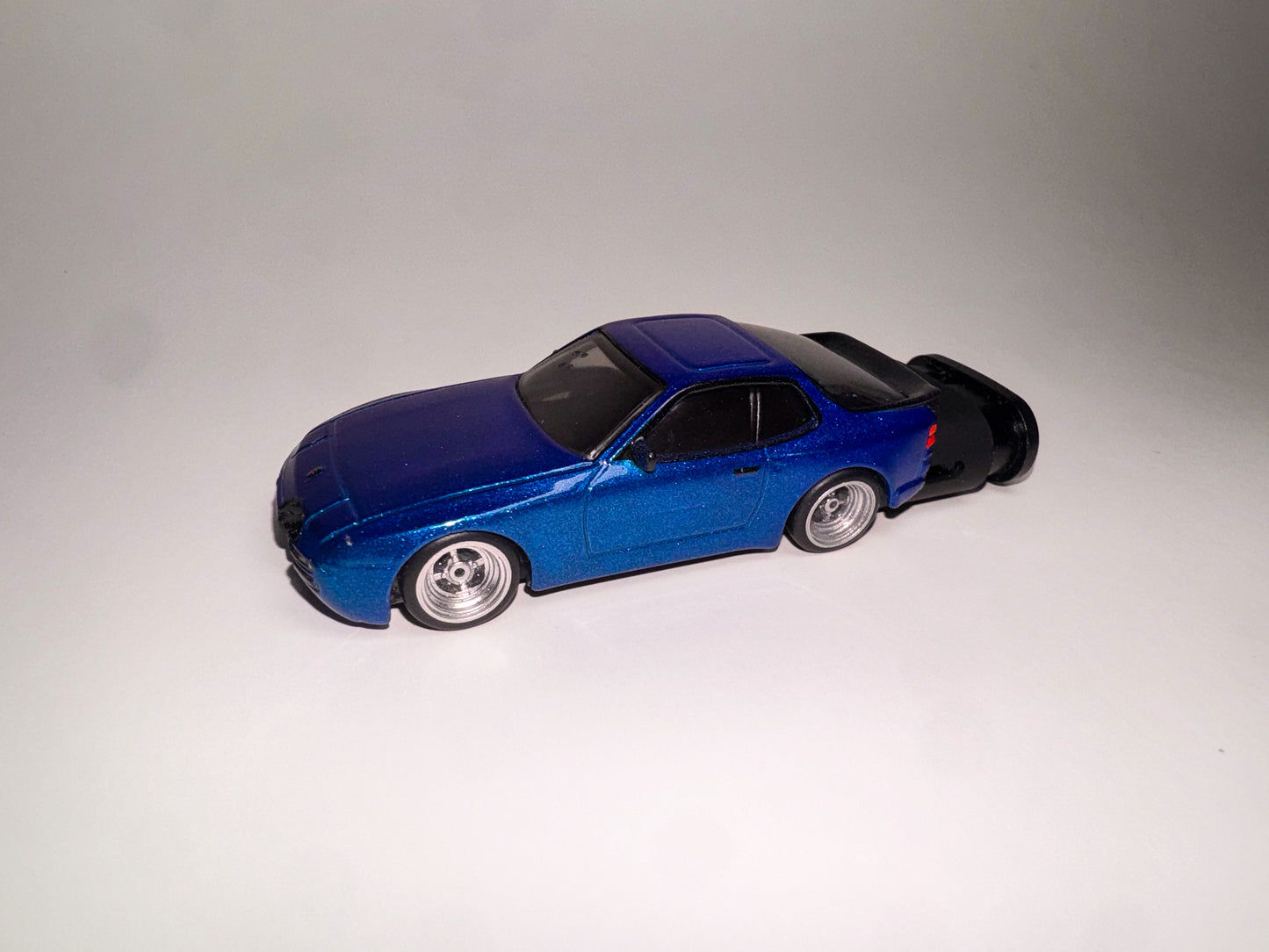 Porsche 944 Turbo Refillable Lighter