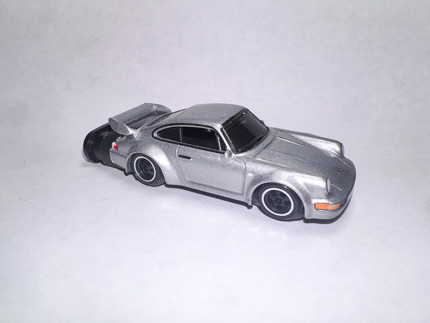 Porsche 911 Carrera RS Refillable Lighter