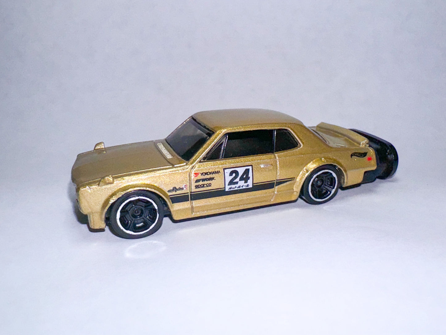 Nissan Skyline 2000 GT Refillable Lighter