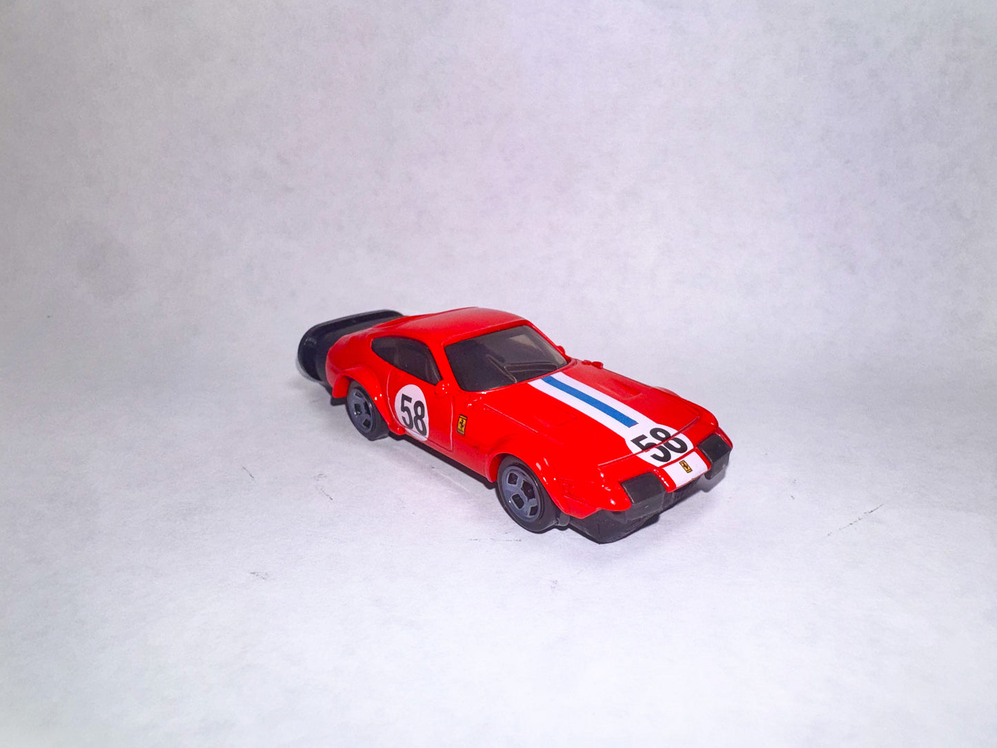 Ferrari 365 GTB4 Refillable Lighter