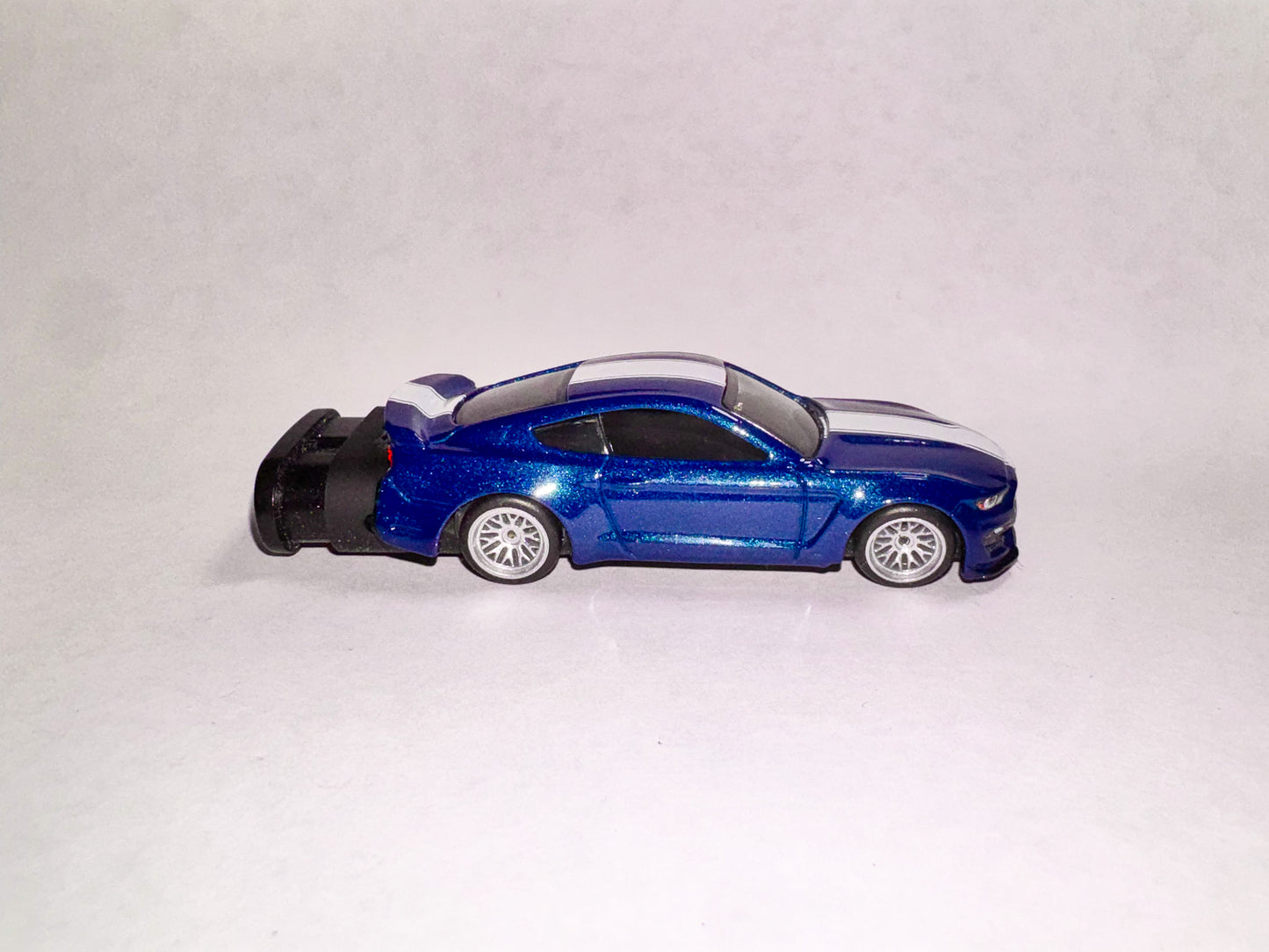 Ford Mustang Refillable Lighter