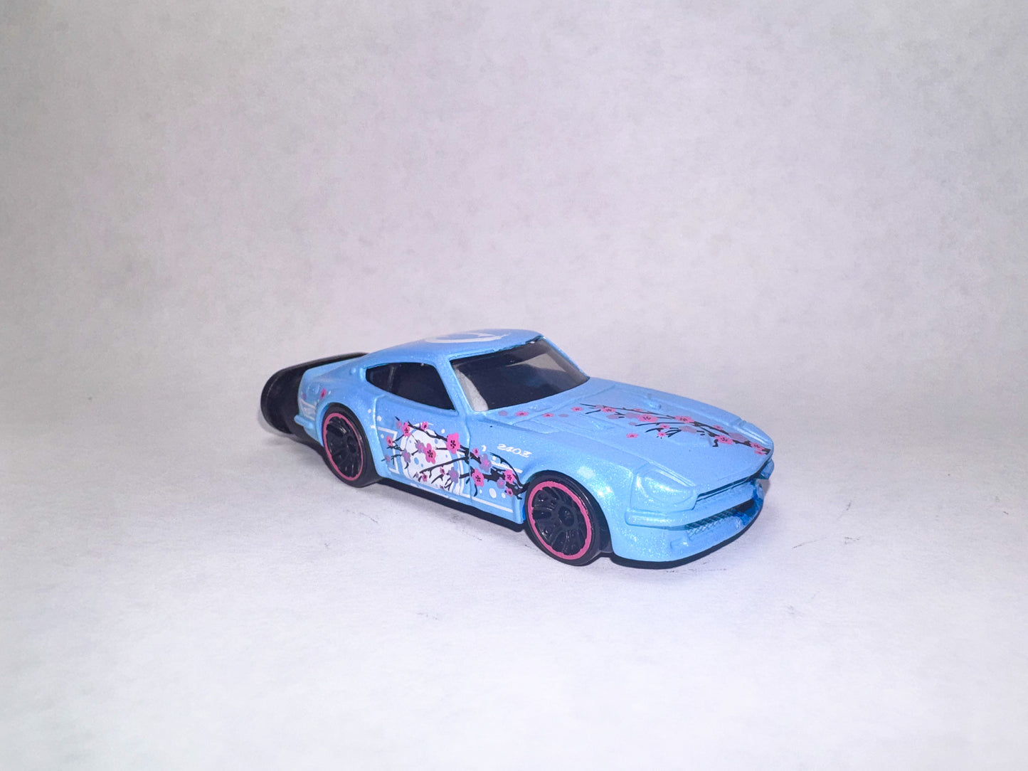 Datsun 240Z Refillable Lighter