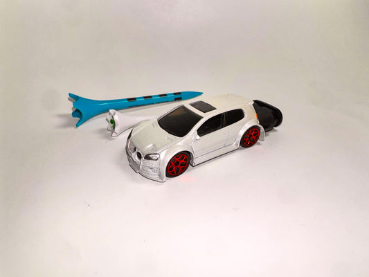Volkswagen Golf GTI Refillable Lighter + Free Golf Tees