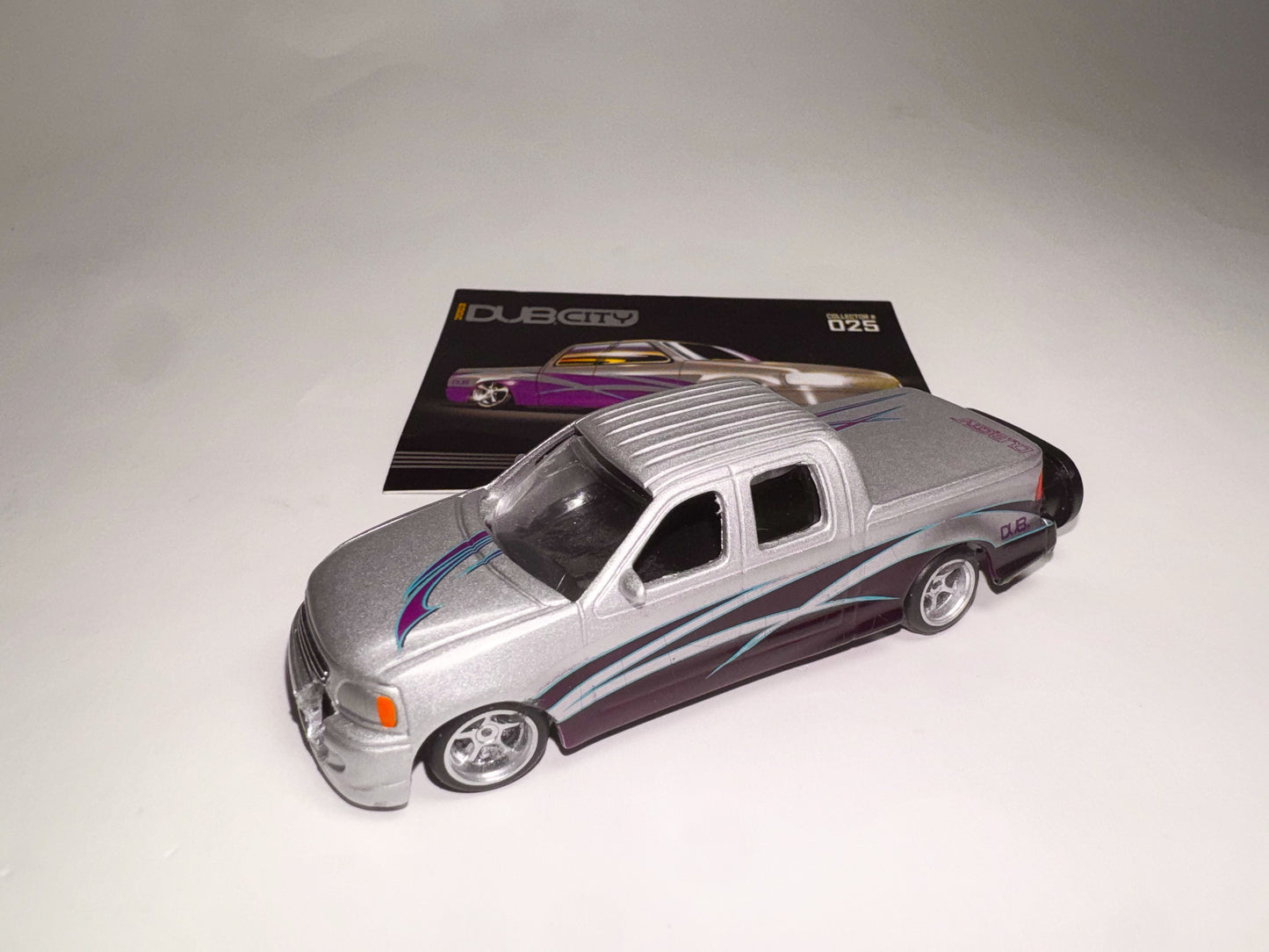 Custom Ford F150 Refillable Lighter