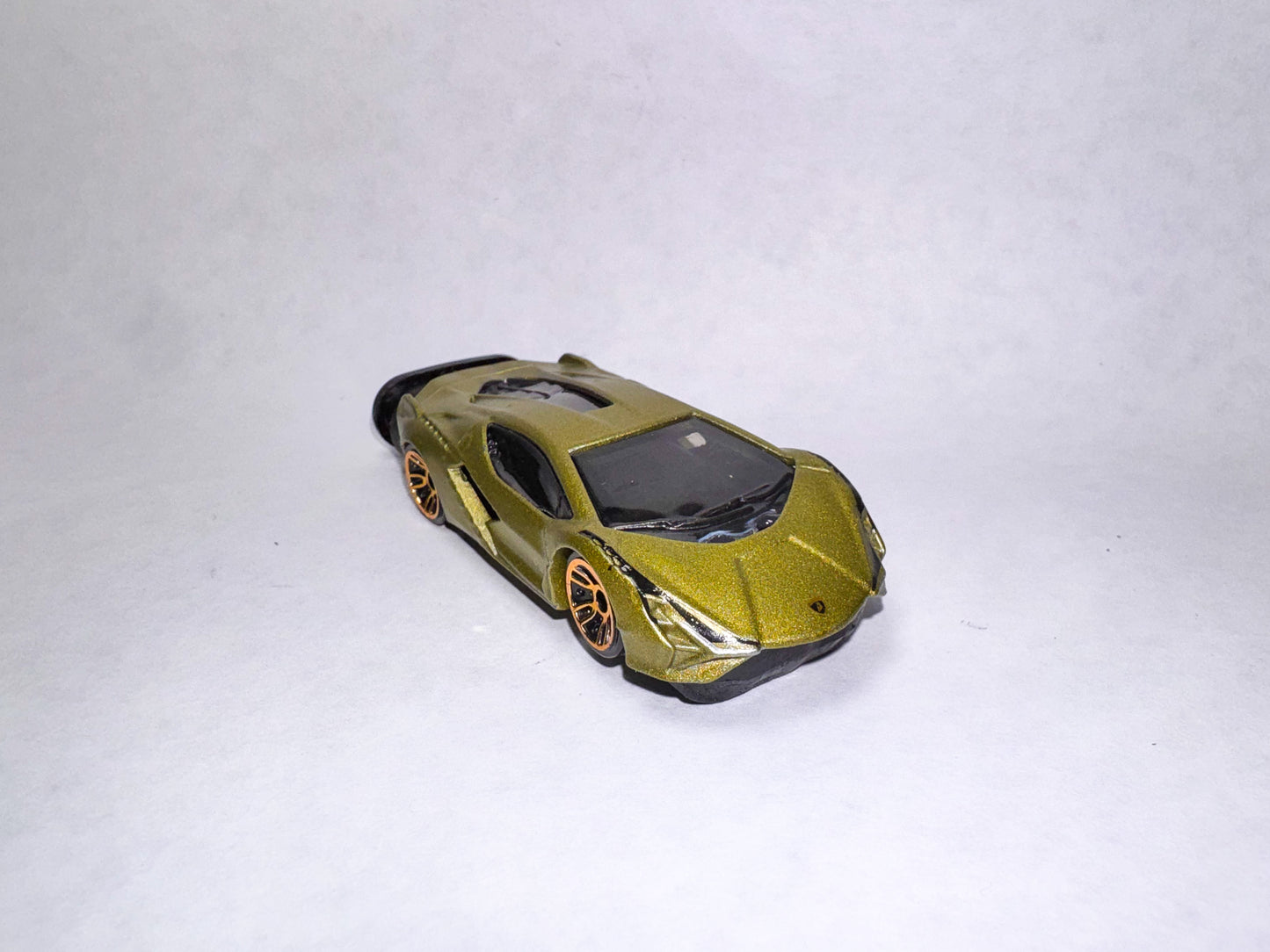 Gold Lamborghini Refillable Lighter