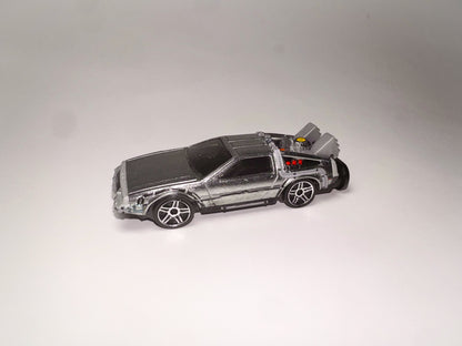 Back To The Future Time Machine: DeLorean Refillable Lighter