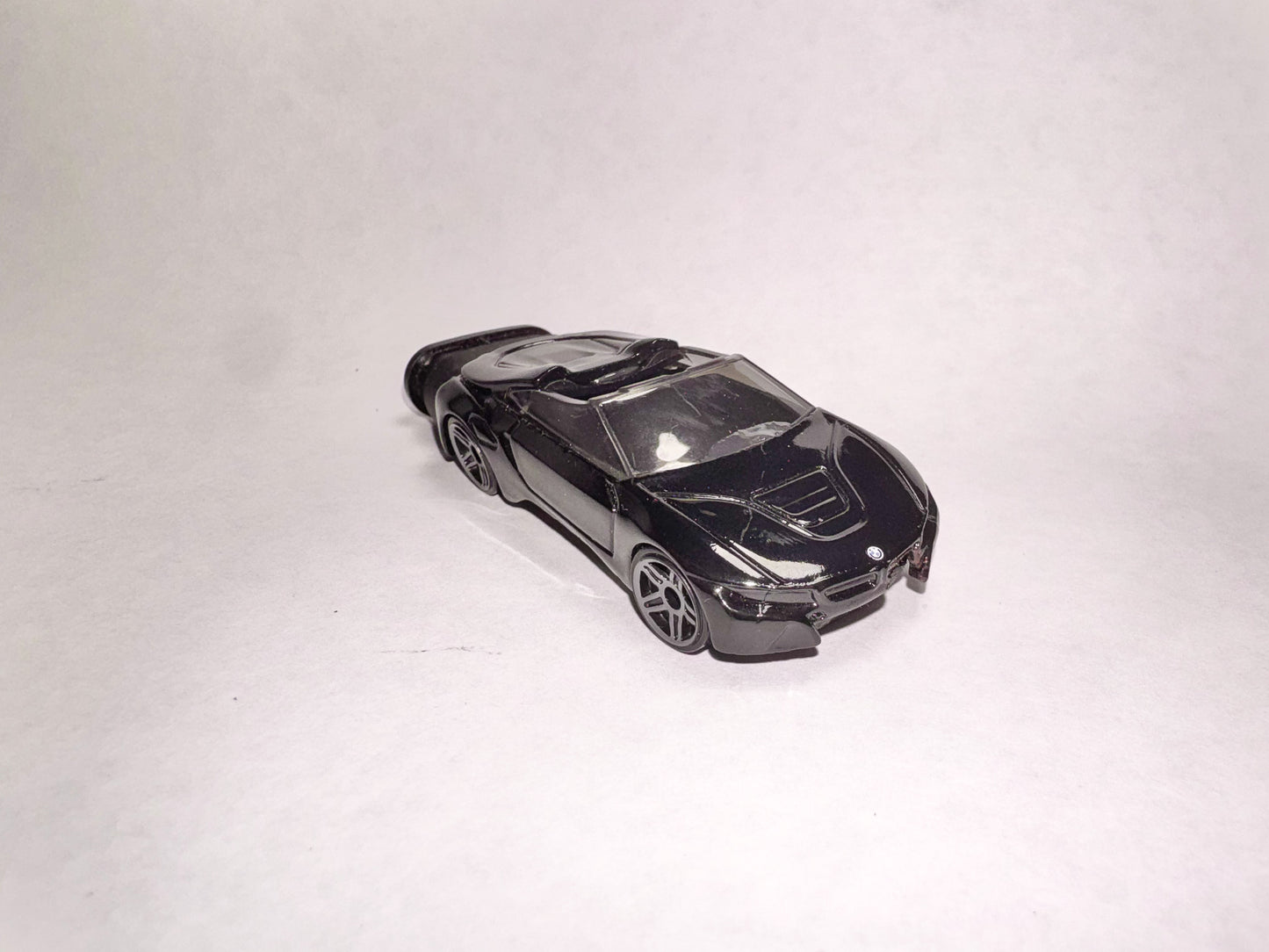 BMW I8 Roadster Refillable Lighter